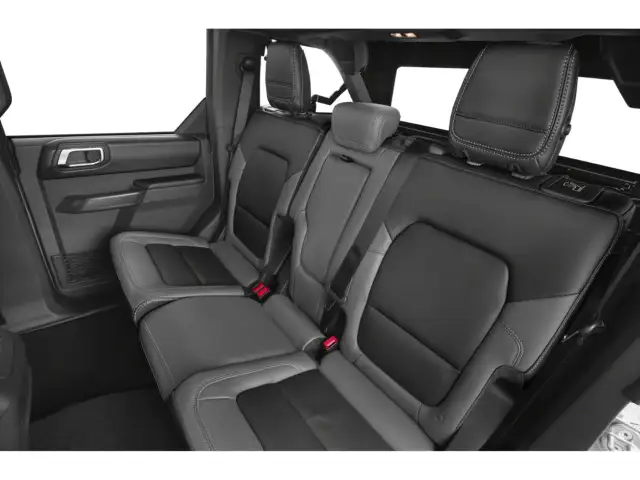 2026 Ford Bronco Outer Banks - Photo 10