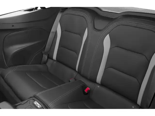 2018 Chevrolet Camaro - Photo 10