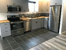 Spacious Split Level Apartment Totally Self Contained & Private - Photo 4