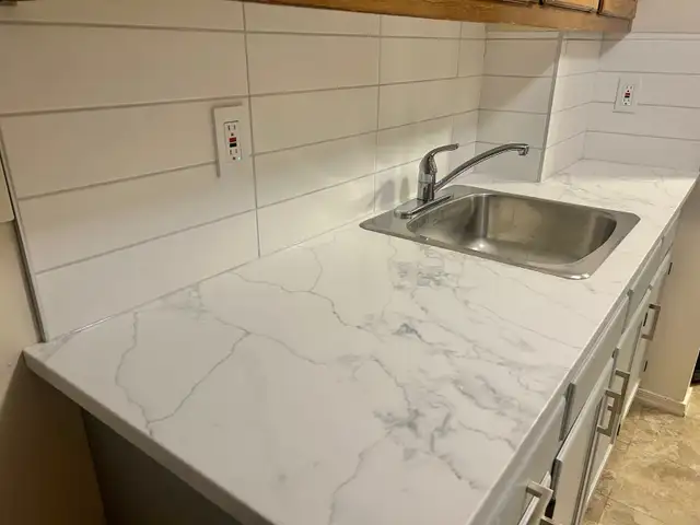 Large furnished room in Brentwood house near transit,/shopping 1 - Photo 7