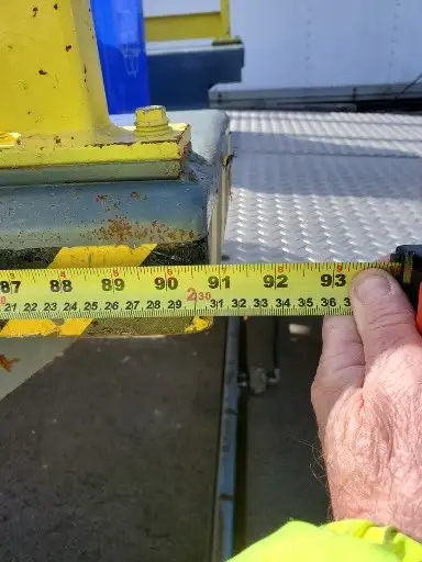 4000 LBS SCISSOR LIFT 220 VOLTS HYDRAULICS RAMPS/RAILS - Photo 6