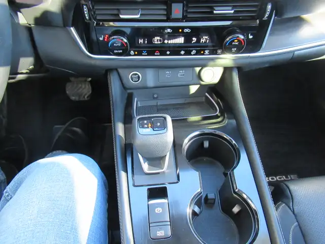 2023 Nissan Rogue Platinum AWD | NAVI | HUD | PANO ROOF | LEATHE - Photo 33