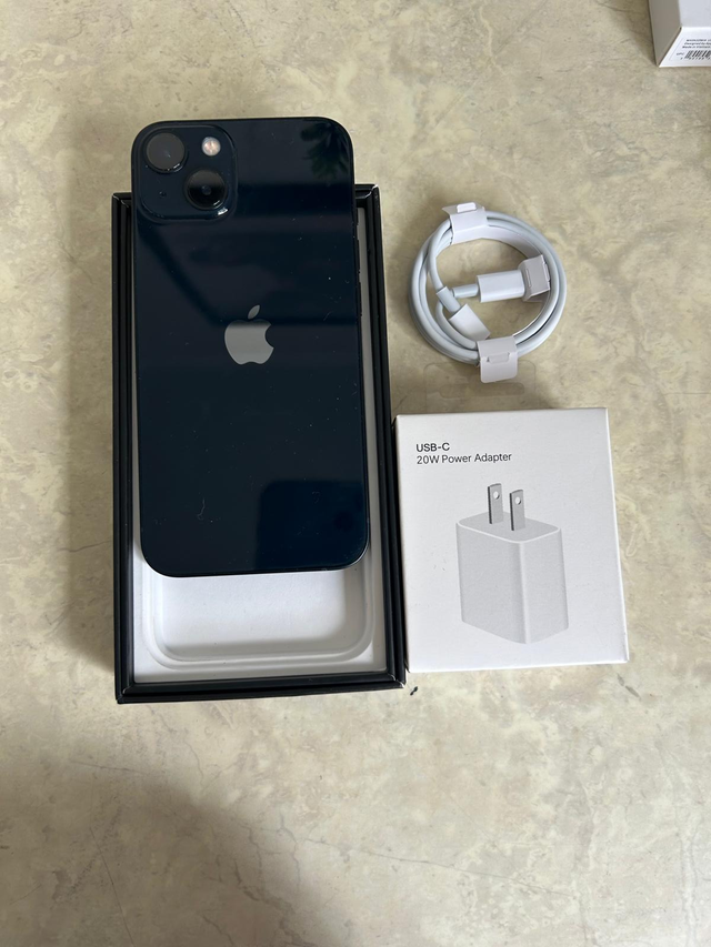 iPhone 13 256gb Airpods/Adapter/Delivery - Photo 6