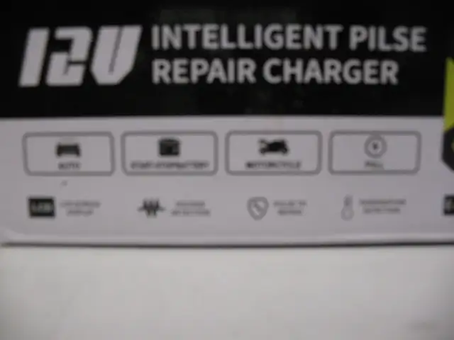 12 Volt Intelligent Pulse Repair Battery Charger, BRAND NEW - Photo 3