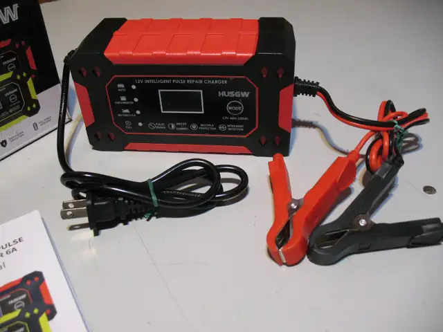 12 Volt Intelligent Pulse Repair Battery Charger, BRAND NEW - Photo 6