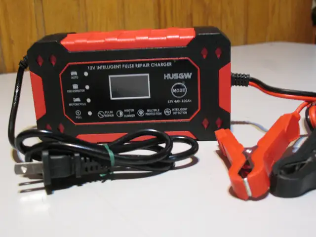 12 Volt Intelligent Pulse Repair Battery Charger, BRAND NEW - Photo 8