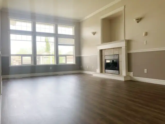 house for rent - Photo 2