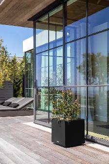 Veradek Designer Planters (3-Piece Set) – New in Box - Moving Sa - Photo 10