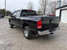 2005 Dodge Ram 1500 SLT 5.7L HEMI 4x4 - Photo 4
