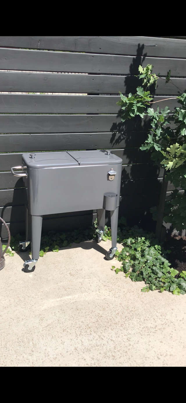 Rolling Cooler Cart – 60 Qt – Like New – Moving Sale - Photo 4