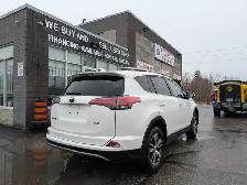 2018 Toyota RAV4 XLE • Accident Free AWD - Photo 7