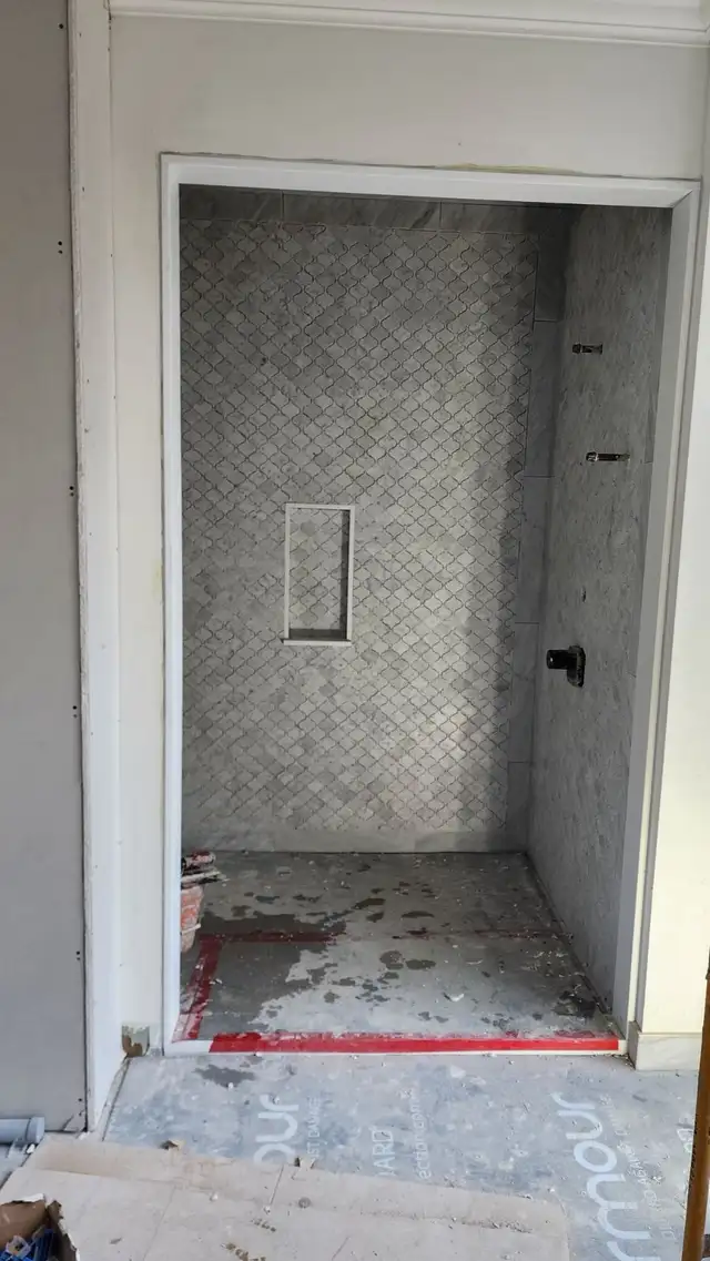 Tile Setter For Hire - Photo 9