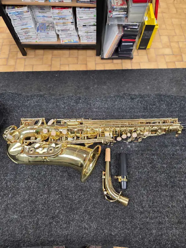 Saxophone alto