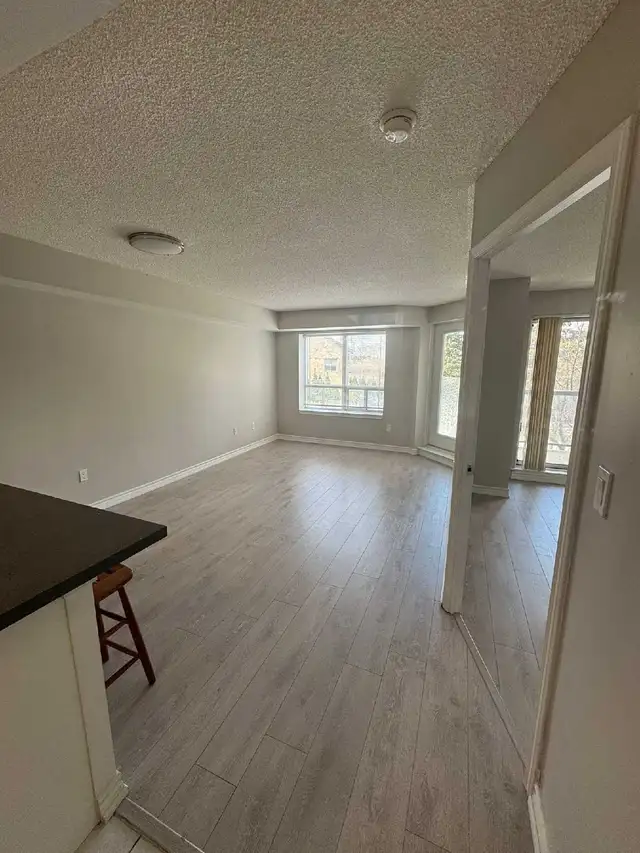 1 BED   1 BATH Condo for rent - Photo 8