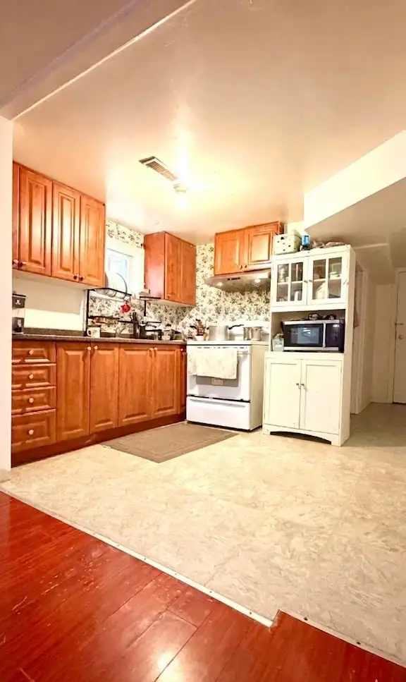 2 Bedroom Walkout Basement for rent in Malton, Mississauga. - Photo 3