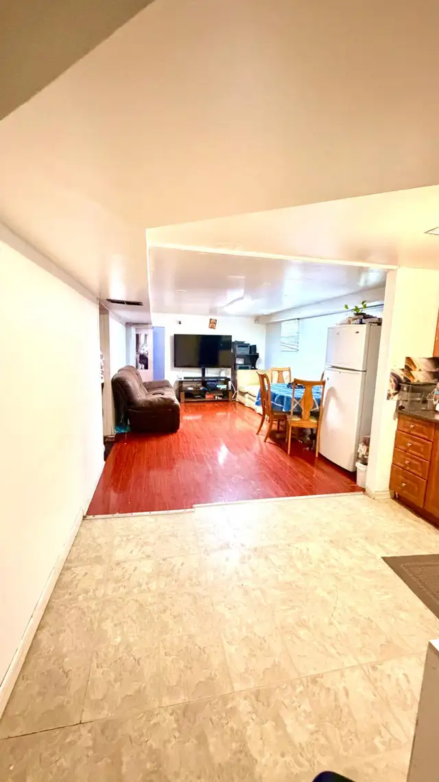 2 Bedroom Walkout Basement for rent in Malton, Mississauga. - Photo 5