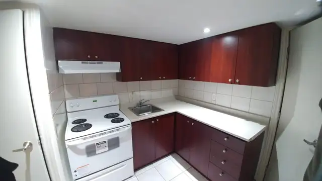 two bedroom basement for rent scarborough - Photo 2