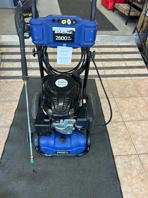 LAVEUSE A PRESSION USAGÉE