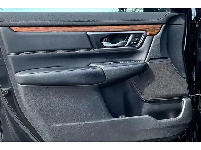 2017 Honda CR-V Touring | Leather | Sunroof | Honda Sensing | AW - Photo 18