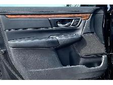 2017 Honda CR-V Touring | Leather | Sunroof | Honda Sensing | AW - Photo 18