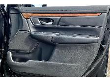 2017 Honda CR-V Touring | Leather | Sunroof | Honda Sensing | AW - Photo 19