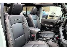 2024 Jeep Wrangler Sahara | Skytop | Leather | Alpine | Tow Pkg - Photo 7