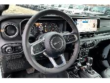 2024 Jeep Wrangler Sahara | Skytop | Leather | Alpine | Tow Pkg - Photo 13