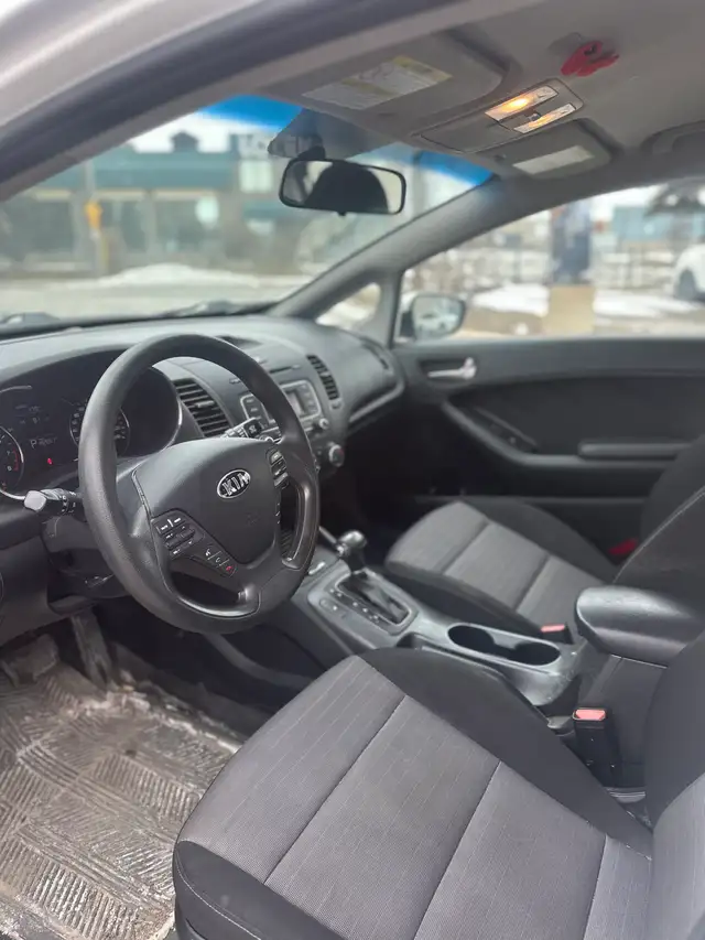 2016 Kia Forte LX AT - AS IS - Photo 9