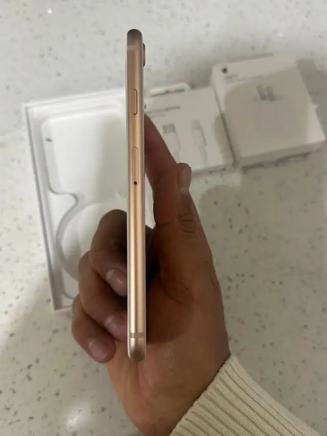 iPhone 8 256GB Airpods/Charger Set/Delivery - Photo 2