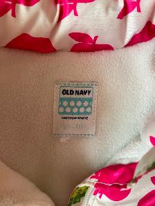 OLD NAVY little girl’s cute apple puffer vest - Photo 7