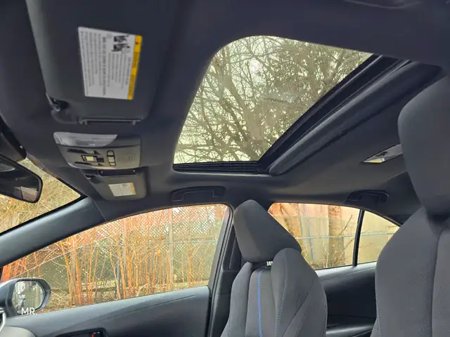 2022 Toyota Corolla SE Heated Seats, Heated Stering wheel, Rever - Photo 13