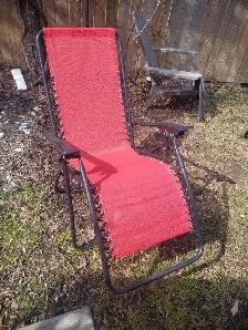 outdoor lounge chair