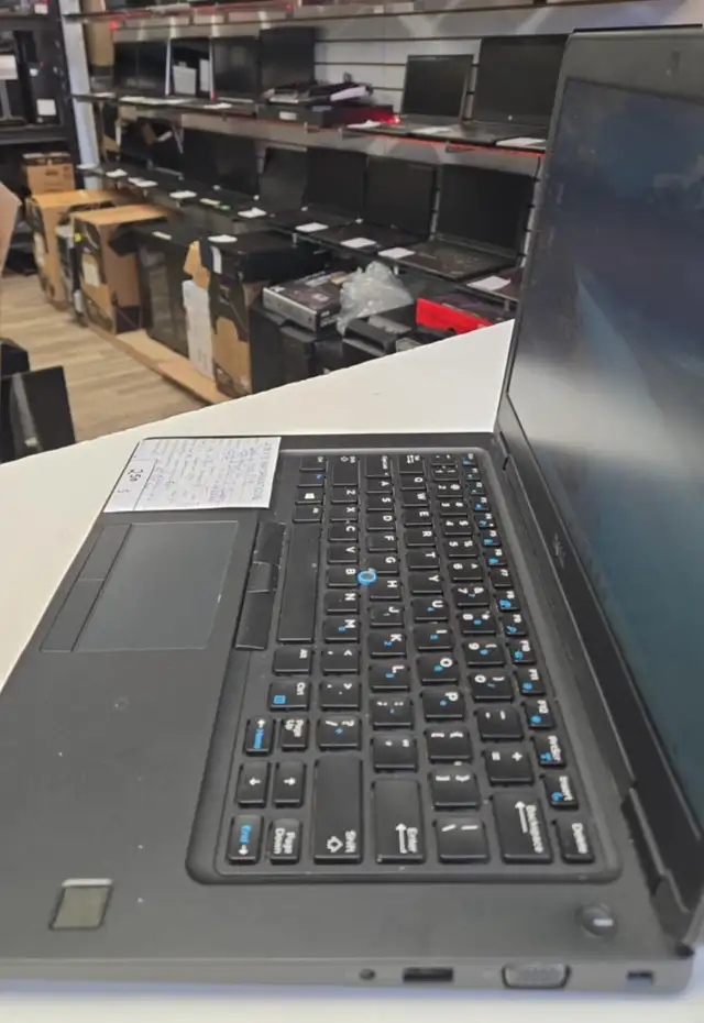 Laptop Dell Latitude 5490 i5-8350U 8Go DDR4 SSD 256Go NVMe HDMI - Photo 2
