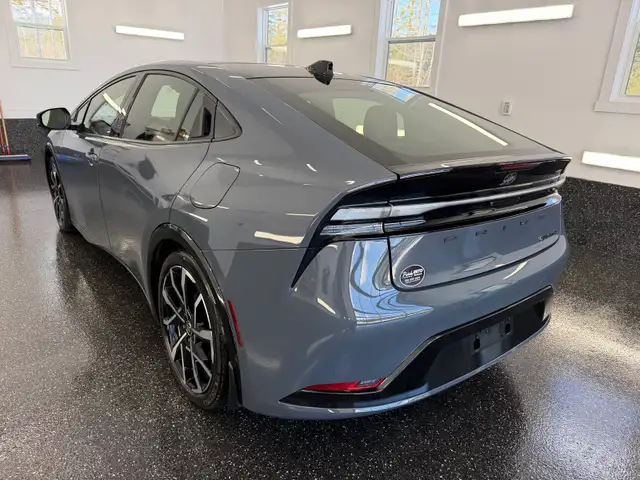2023 Toyota Prius Prime XSE premium - Photo 2