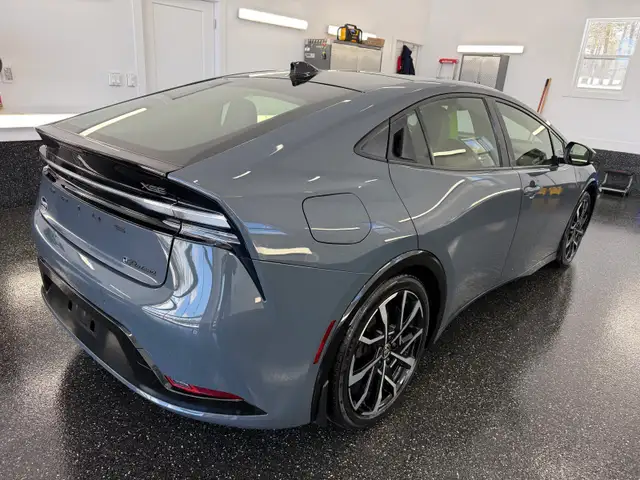 2023 Toyota Prius Prime XSE premium - Photo 3