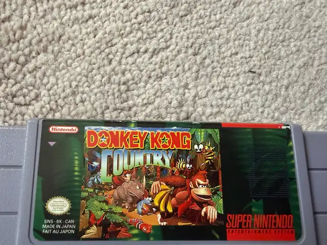Super Nintendo Donkey Kong Country – SNES Cartridge Only