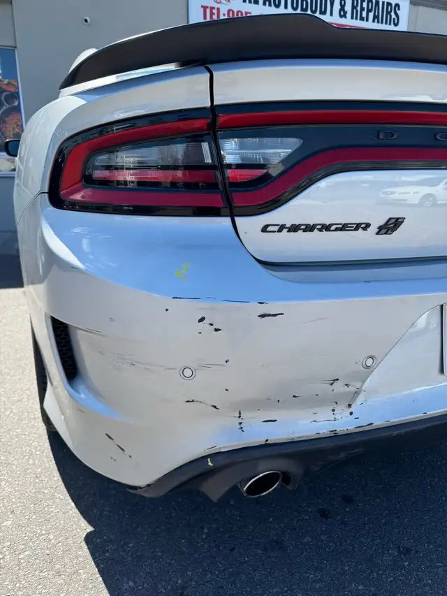 AUTO BODY DENT SCRATCH - Photo 8