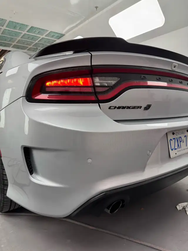 AUTO BODY DENT SCRATCH - Photo 9