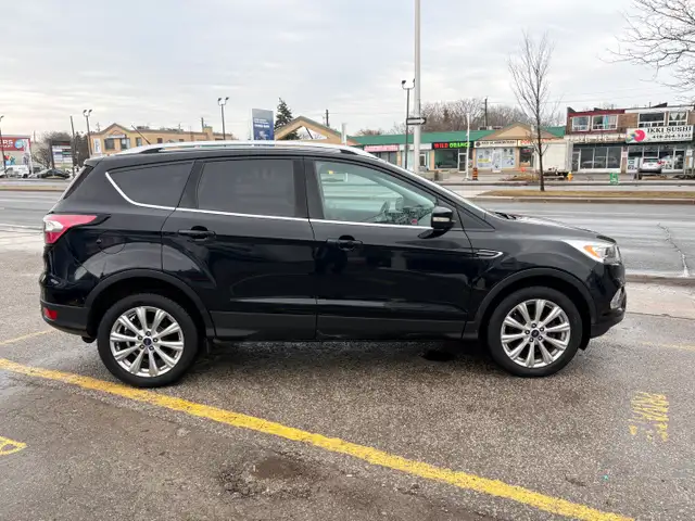 2017 Ford Escape Titanium - Photo 4