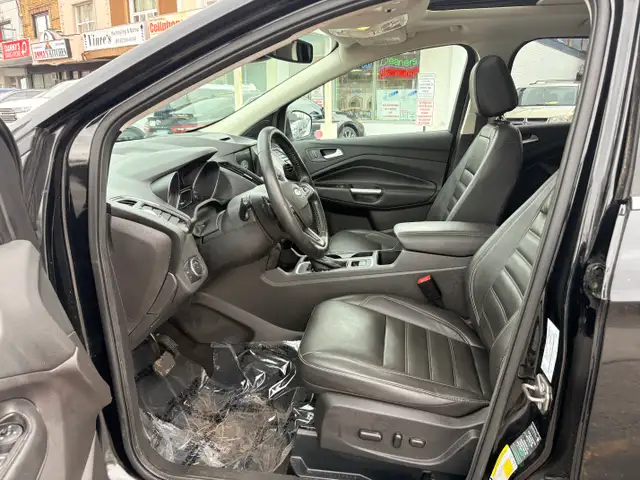 2017 Ford Escape Titanium - Photo 11