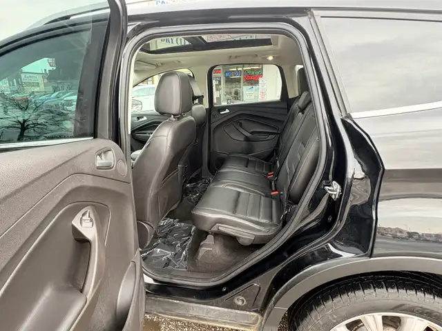 2017 Ford Escape Titanium - Photo 17