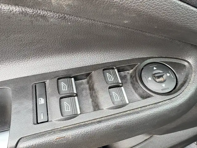 2017 Ford Escape Titanium - Photo 19