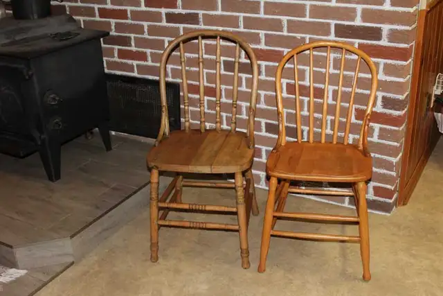 Chaises Windsor (1908) antique 45$/2,  livré si... - Photo 7