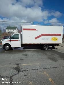 2009 GMC 3500 6l Cube Van
