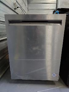 KitchenAid '24' Stainless Steel Dishwasher on Sale‼️