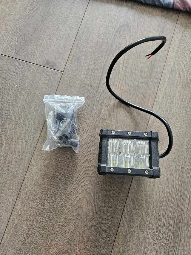 EVERGEAR AUTOMOTIVE 4 in. LED Flood Light - Photo 2