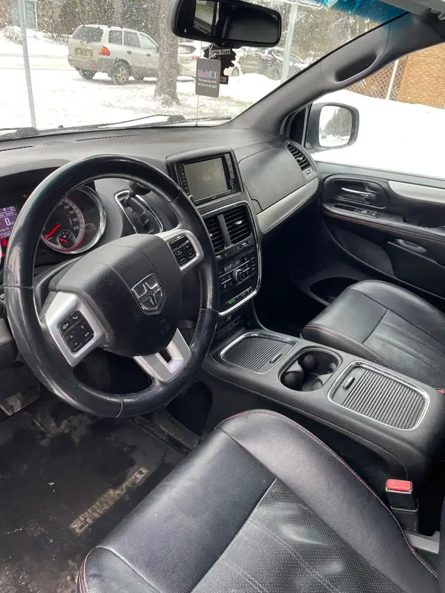 2015 Dodge caravan sport - Photo 6