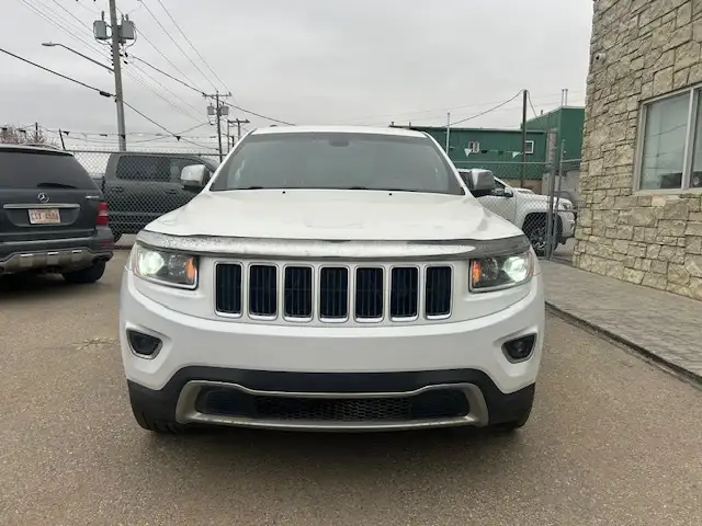 2014 Jeep Grand Cherokee 4WD 4dr Limited - Photo 2