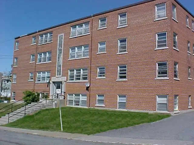 1 Bedroom Zulich Managed Apartment Available May 1st