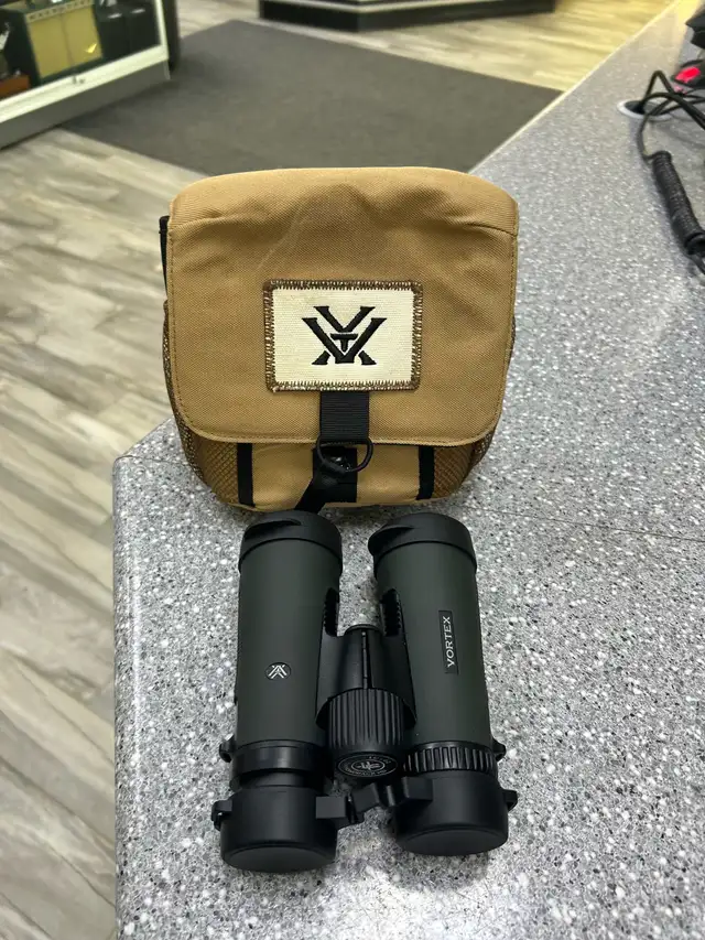 Vortex Diamondback HD 10x42 Binoculars